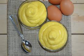 Dopo aver fatto la crema pasticcera con il bimby tm21 e con il metodo della nonna, è venuto il momento di prepararla anche con il bimby tm5. Crema Pasticcera Bimby In Cucina Con Il Blog