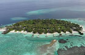 Centara grand island, also known as centara island, is in south ari atoll and is a very popular holiday island in the maldives. Estrarre In Realta Attraverso Niki Island Resort Opener Quinto Dipendente