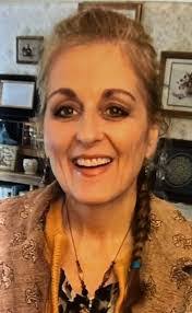 Bonnie Slack's Instagram, Twitter & Facebook