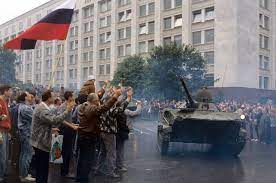 Иван силаев (1990—1991) он сам (глава правительства как президент, 1991—1992) егор гайдар (и. Putch V Nikuda Sobytiya Avgusta 1991 Go S Vysoty Prozhityh 30 Let Mnenie Politika Argumenty I Fakty