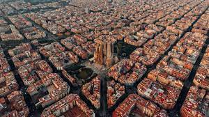 Découvrez ce qu'il y a à visiter et profitez de l'une des meilleures ville d'europe. Barcelona To Convert Streets Into Car Free Green Spaces To Curb Pollution