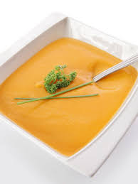 5 Recettes De Soupe Detox Grazia Fr Recette Soupe Soupe Detox Cuisine