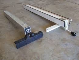 Risultati Immagini Per Diy Table Saw Fence Plans Con Imagenes Mesas De Trabajo Carpinteria Mesas De Trabajo Carpinteria Y Ebanisteria