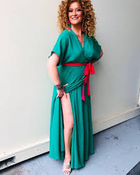 Valentina persia unica nell'interpretare le barzellette. Facebook