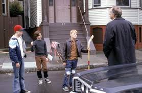 Directed by clint eastwood, the mysterious drama mystic river is based on the novel by dennis lehane and adapted by screenwriter brian helgeland. Mystic River 2003