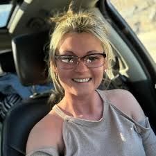 Has anyone tried delivery with Sam's club? We usually do Amazon fresh I  would assume it works the same but anyone had issues?