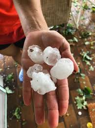 No problem, noi veneti abbiamo la soluzione: Il Monferrato Una Violenta Grandinata Si E Abbattuta In Monferrato