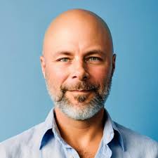 I got to meet and hang with the amazing @susannahoffsofficial at NAMM this  week! #thebangles #80s #rock #manicmonday #susannahoffs