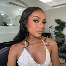 maquillaje sensual para esta bella morena 👩🏻‍❤️‍💋‍👩🏽