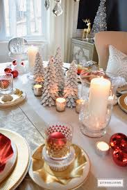 Red White And Gold Holiday Tablescape With A Twist Gold Christmas Decorations Gold Holiday Tablescape Christmas Centerpieces