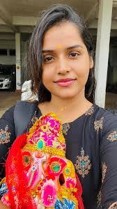 Sonali Pradhan's Instagram, Twitter & Facebook