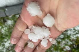 Aktuelle fahrplaninformationen für transitreisende durch die schweiz in richtung italien, insbesondere zu kurzfristigen änderungen, bieten die schweizer bundesbahnen (sbb). Heftige Gewitter Mit Hagel Und Starkregen