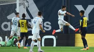 Hablaron los jugadores y hasta la ministra de deportes. Chile Vs Uruguay La Polemica Mano De Sebastian Coates Que El Arbitro No Cobro Como Penal Eliminatorias Qatar 2022 Rpp Noticias