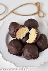 Vynikajúci cheesecake s exotickým nádychom. Bounty Balls Sugar Spice By Radhika