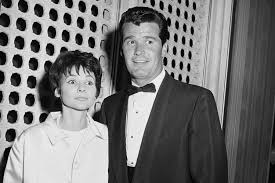 James Garner, TV Star, Dies at Age 86 - WSJ