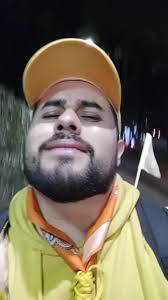 hola buenas tardes mi nombre es russell y soy un guía explorador de la  tribu 54 guarida 12, necesita que le brinde ayuda en algo señor? #fyp  #TikTokHalloween #up