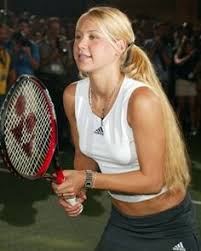 Her appearance and celebrity status made her one of the best known tennis stars worldwide, despite her never winning a. 441 Anna Kournikova Ideen In 2021 Enrique Iglesias Tennisspieler Moskau