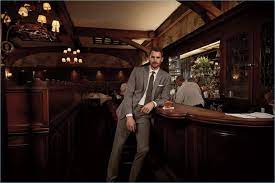 Power Forward Kevin Love Fronts Banana Republic Fall 17 Campaign Kevin Love Banana Republic Fall Banana Republic