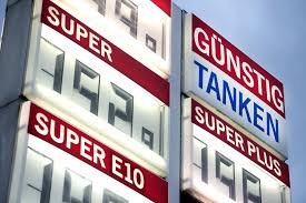 Hier vind je hoeveel je in diverse europese vakantielanden betaalt voor een liter euro benzine. Duitse Pomphouders Boos Om Schommelende Brandstofprijzen