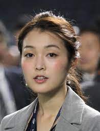 顎にケガをしたことをユーモラスに明かした福田典子アナ 美しい顔が災難に見舞われた 顎 福田典子 美人 アナウンサー