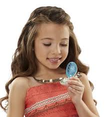 Pendentif Cœur Océan Bleu Phosphorescent ARHZ Collier Pour Vaiana, Collier  Pendentif Océan De Moana,Bijoux Moana Princess,collier Lumineux,Cadeaux De  Noël, D'Halloween Et D'anniversaire(bleu Phosphorescent Idee Cadeau Fille 4  Ans