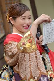 画像9 12 石原さとみ 真夏の着物姿は 脱いだとき 過酷な撮影を振り返る 女優 石原さとみ 写真集 着物
