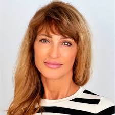 After 4 fantastic years at Novartis I'm happy to share that I'm starting a  new position as Global Organizational Development Director at Alcon. I  cannot be thankful enough to my team at