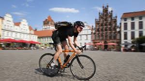 Deutsche Meisterschaft Der Fahrradkuriere Startet