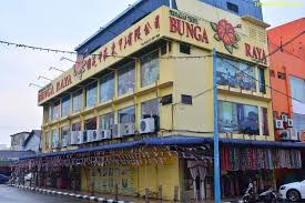 Bukan sahaja langsir, segala benda berkaitan langsir seperti rod dan pengikat langsir ada di sini. Apa Yang Menarik Ada Di Sekitar Bandar Tangkak Xplorasi Destinasi