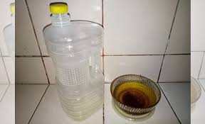 Nah, agar minyak goreng sisa yang masih layak pakai tetap awet untuk digunakan kembali, minyak harus disimpan dengan cara yang tepat. Sabun Mandi Dari Minyak Goreng Bekas Kreasi Mahasiswa Uny