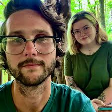 Best place to play commander and learn online with real people? Getting  back into it from over two years ago but forgot a lot.