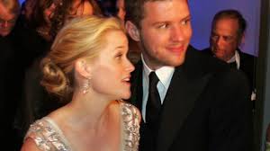 Witherspoon and phillippe met when phillippe crashed witherspoon's 21st birthday party in 1997. Aus In Hollywood Reese Witherspoon Und Ryan Phillippe Trennen Sich