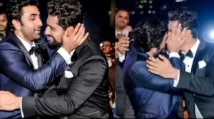 Vick Kaushal to kiss Ranbir - XNXX.COM