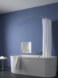 Pin Von Dagmar Moser Auf Berlin Bathroom Duschvorhangstange Vorhange Badewanne Mit Dusche