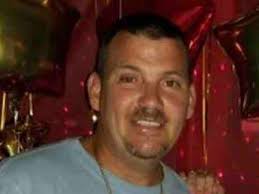 Kevin Lirette's Instagram, Twitter & Facebook