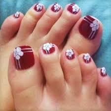 We love how modern the design is but also how unique. Flower Toe Nail Art Designs Victoria S Glamour