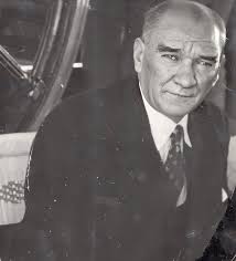 Ataturk Panosundaki Pin