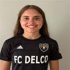 Leah Edinger's Instagram, Twitter & Facebook