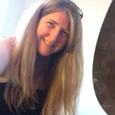 Lisa Tillery's Instagram, Twitter & Facebook