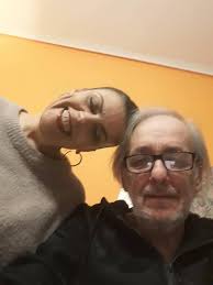 Βροχή και το mega του το «παζάρι». Andreas Mikroytsikos Poia H Nea Toy Syntrofos Elena Mastraggelh Fwto Gossip Life