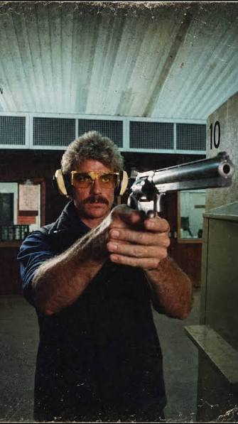 📼 Flashback Rewind: Cult Cinema 1985 🇺🇸🌴🔫, Malibu Express 🎬, “Packing  heat from Texas to Malibu Beach.” 😎, Released in 1985, Malibu Express is a  wild mix of action, mystery, comedy, and pure ’80s ...
