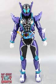 Kamen rider prime rogue (仮面ライダープライムローグ kamen raidā puraimu rogu) is a hyper battle dvd set within the continuity established in kamen rider build. My Shiny Toy Robots Toybox Review S H Figuarts Kamen Rider Rogue