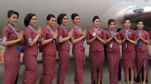 Dibutuhkan segera pramugari kereta api dengan syarat sbb: Penasaran Berapa Gaji Pramugari Maskapai Indonesia Simak Disini