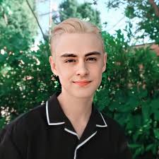Pin By Katherine Delgado On Jae In 2020 Aesthetic Movies Cute Actors Future Boyfriend