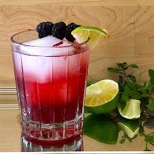 The top low carb alcohol options are: Low Carb Blackberry Mojito How Alcohol Fits Into Low Carb Diets