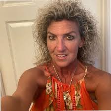 Jennifer Buttermore's Instagram, Twitter & Facebook