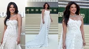 Priyanka Chopra Jonas Turns A 20-Year-Old Chikankari Saree Into A Couture  Masterpiece At Gold Gala 2026 | Exclusive | Fashion News - News18