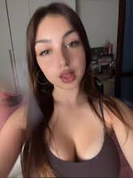 Video di 𝓪𝓾𝓻𝔂 (@petriccioneaurora) con suono originale