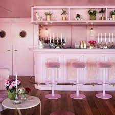 samigo amusement zurich creme guides erlebnisgastronomie dinner show cafe de paris