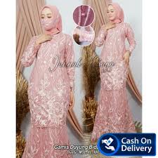 Model kebaya gaun duyung atau mermaid menjadi salah satu model gaun yang sangat digemari untuk pergi ke acara pesta. Gamis Wanita Terbaru 2021 Lebaran Busui Pesta Cewek Korea Import Modern Model Baru Kekinian Syari Simple Muslimah Remaja Dewasa Dress Muslim Perempuan Brukat Mewah Murah Terbaru Gamis Duyung Bidadari Kebaya Longdress Tulle Tunik Tille Kebaya Mod Lb861